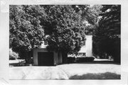 5746 BITTERSWEET PL., a International Style house, built in Madison, Wisconsin in 1939.
