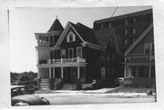 312-320 S BASSETT ST, a Queen Anne house, built in Madison, Wisconsin in 1901.