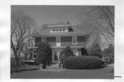 1625 STATE HIGHWAY 78, a American Foursquare house, built in Perry, Wisconsin in 1918.