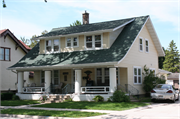 1806 ILLINOIS AVE, a Bungalow house, built in New Holstein, Wisconsin in 1920.
