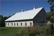 313 E HIGH STREET, a Astylistic Utilitarian Building barn, built in Milton, Wisconsin in 1911.
