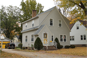 919 ALLOUEZ TER 919 ALLOUEZ TER, a English Revival Styles house, built in Allouez, Wisconsin in 1935.