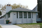 2101 E NEWTON AVE, a Prairie School house, built in Shorewood, Wisconsin in 1921.