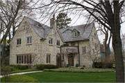 3559 N Summit Ave, a English Revival Styles house, built in Shorewood, Wisconsin in 1925.