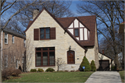 4314 N ARDMORE AVE 4314 N ARDMORE AVE, a English Revival Styles house, built in Shorewood, Wisconsin in 1935.