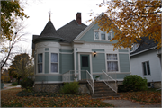 149 S EDWARD ST, a Queen Anne house, built in Burlington, Wisconsin in 1907.