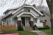 3504 N CRAMER ST, a Bungalow house, built in Shorewood, Wisconsin in .