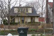 4105 N FARWELL AVE, a Colonial Revival/Georgian Revival house, built in Shorewood, Wisconsin in 1923.