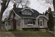 4143 N FARWELL AVE, a Bungalow house, built in Shorewood, Wisconsin in .