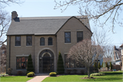 4421 N Farwell Ave, a house, built in Shorewood, Wisconsin in 1927.