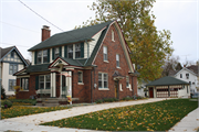 141 DUANE ST, a Dutch Colonial Revival house, built in Burlington, Wisconsin in 1925.