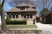 4344 N WOODBURN ST, a Bungalow house, built in Shorewood, Wisconsin in 1929.