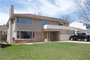 4145 N Lake Dr, a Contemporary house, built in Shorewood, Wisconsin in 1955.