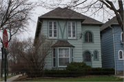 4544-4546 N LARKIN ST, a English Revival Styles duplex, built in Shorewood, Wisconsin in 1928.