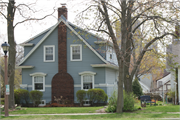 2209 E MENLO BLVD, a Side Gabled house, built in Shorewood, Wisconsin in .