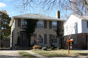 5353 N SHORELAND AVE, a Colonial Revival/Georgian Revival house, built in Whitefish Bay, Wisconsin in 1940.