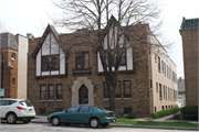 3546 N OAKLAND AVE, a English Revival Styles apartment/condominium, built in Shorewood, Wisconsin in 1927.