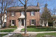 2606 E Olive St, a Colonial Revival/Georgian Revival house, built in Shorewood, Wisconsin in 1923.