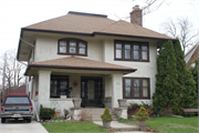 4318 N PROSPECT AVE, a Craftsman house, built in Shorewood, Wisconsin in .
