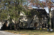 5223 N LAKE DR 5223 N LAKE DR, a English Revival Styles house, built in Whitefish Bay, Wisconsin in 1927.