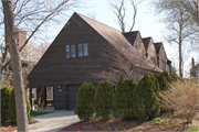 4014 N Richland Ct, a Contemporary house, built in Shorewood, Wisconsin in 1983.