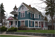 1100 BRAWLEY ST, a Queen Anne house, built in Stevens Point, Wisconsin in 1901.