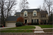 4676 N WILSHIRE RD, a Colonial Revival/Georgian Revival house, built in Whitefish Bay, Wisconsin in 1949.
