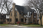 4701 N CUMBERLAND BLVD 4701 N CUMBERLAND BLVD, a English Revival Styles house, built in Whitefish Bay, Wisconsin in 1928.
