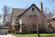2607 E Wood Pl, a Craftsman house, built in Shorewood, Wisconsin in 1923.