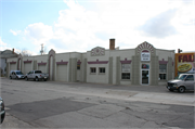 117 N MAIN ST, a Art Deco gas station/service station, built in Fond du Lac, Wisconsin in 1920.