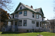 152 E 4TH ST, a Queen Anne house, built in Fond du Lac, Wisconsin in 1890.