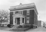 432 CASS ST, a Neoclassical/Beaux Arts small office building, built in La Crosse, Wisconsin in 1907.