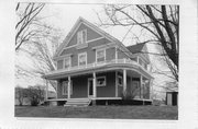 134 CURTISS ST, a Queen Anne house, built in Mazomanie, Wisconsin in 1908.