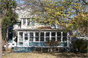 375 FOREST AVE, a Queen Anne house, built in Fond du Lac, Wisconsin in 1900.