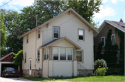 439 MORRIS ST, a Front Gabled house, built in Fond du Lac, Wisconsin in 1920.