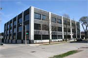 710 S 3RD ST, a Astylistic Utilitarian Building industrial bldg/manufacturing facility, built in Milwaukee, Wisconsin in 1913.