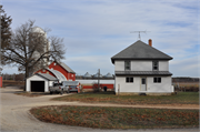 N8416 STATE ROAD 22, a American Foursquare house, built in Crystal Lake, Wisconsin in 1919.