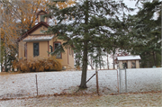 W4444 LOWER HEBRON ROAD, a Front Gabled school-one to six room, built in Hebron, Wisconsin in 1880.