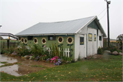 1326 US 12/18, a Astylistic Utilitarian Building centric barn, built in Deerfield, Wisconsin in 1903.