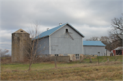 W1420 STATE HIGHWAY 59, a Astylistic Utilitarian Building barn, built in Palmyra, Wisconsin in .