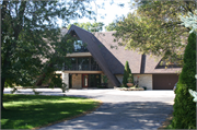 N7968 STATE HIGHWAY 26, a Contemporary house, built in Rosendale, Wisconsin in 1976.