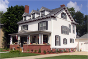 810 Clyman St., a Colonial Revival/Georgian Revival house, built in Watertown, Wisconsin in 1907.