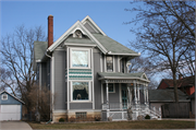 611 OAKLAND AVE, a Queen Anne house, built in Waukesha, Wisconsin in .