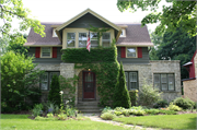 1019 E BROADWAY AVE, a Dutch Colonial Revival house, built in Waukesha, Wisconsin in 1900.