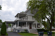 McDermott, William and Annie, House, a Building.