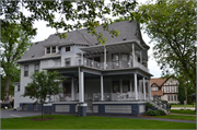 McDermott, William and Annie, House, a Building.