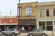 327 MAIN ST, a Italianate tavern/bar, built in Racine, Wisconsin in 1880.