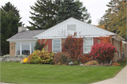 2822 MICHIGAN BLVD, a Ranch house, built in Racine, Wisconsin in 1950.