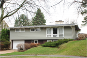 3 ASHLAND CT, a Ranch house, built in Madison, Wisconsin in 1957.