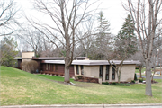 5001 BAYFIELD TERRACE, a Contemporary house, built in Madison, Wisconsin in 1962.